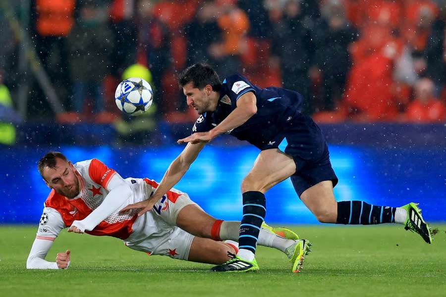 Slavia se dopustila více faulů než jakýkoliv jiný tým v Lize mistrů.