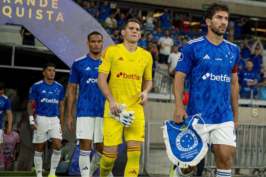 Rafael Cabral falhou de forma bisonha no segundo gol do Alianza-COL