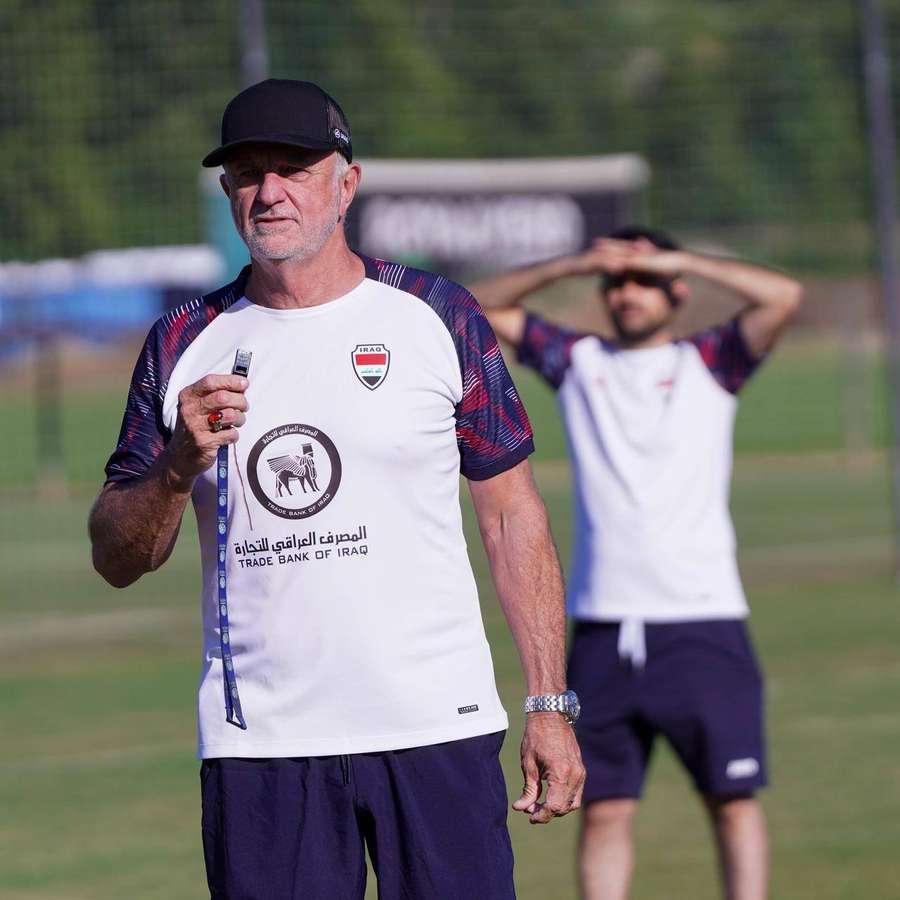 Graham Arnold, técnico do Iraque Graham Arnold, técnico do Iraque