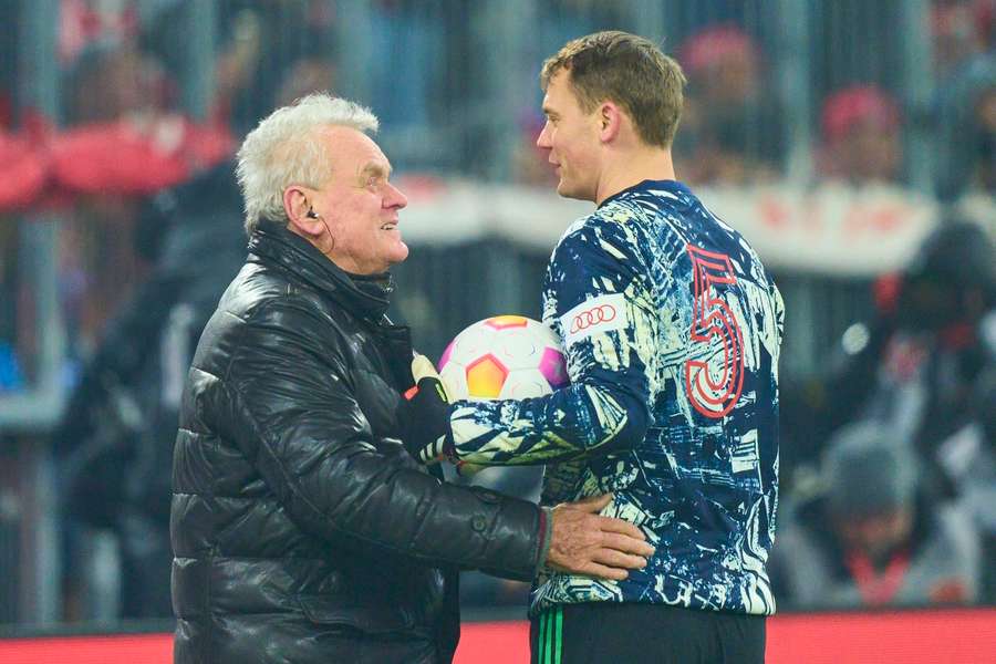 Für Sepp Maier bleibt Manuel Neuer die unangefochtene Nummer 1.