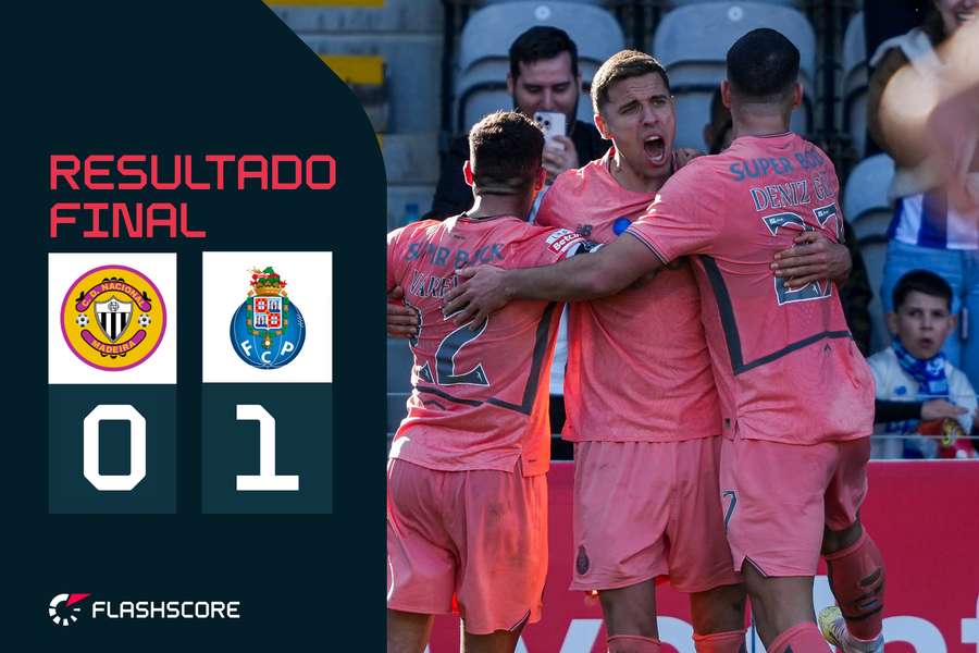 Bednarek celebra o golo da vitória