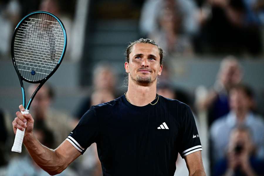 Zverev rejoint le Français Halys au 3e tour de Roland-Garros Zverev rejoint le Français Halys au 3e tour de Roland-Garros