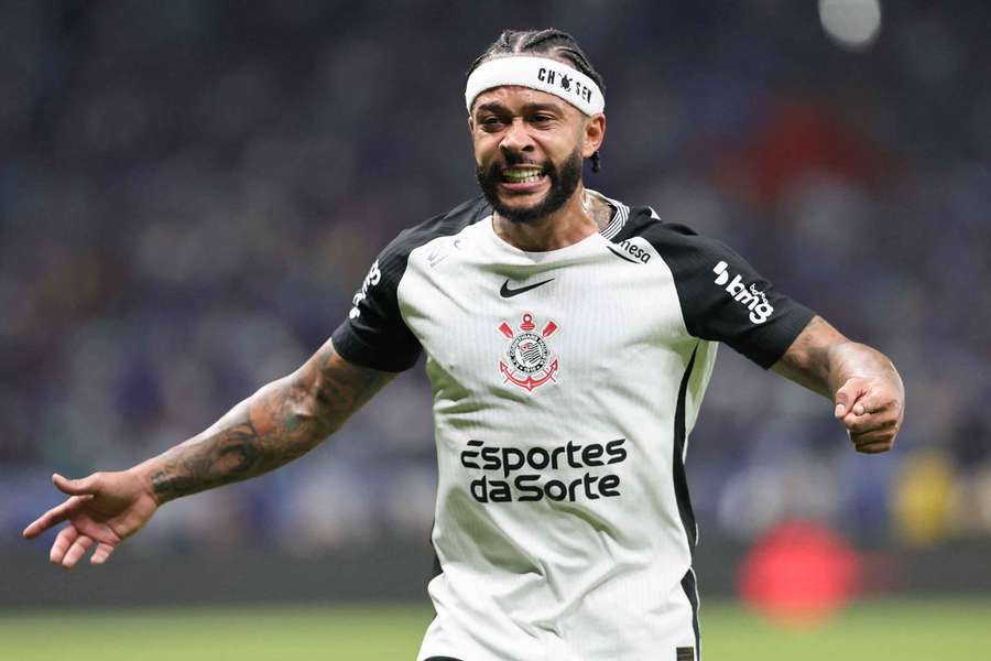 Memphis Depay foi decisivo em Cruzeiro 0x1 Corinthians Memphis Depay foi decisivo em Cruzeiro 0x1 Corinthians