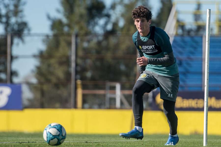 Mateo Tanlongo chega ao Sporting em janeiro, na reabertura do mercado após o Mundial