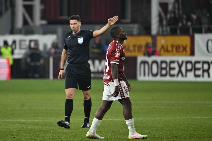 Kader Keita a provocat un accident grav în București Kader Keita a provocat un accident grav în București