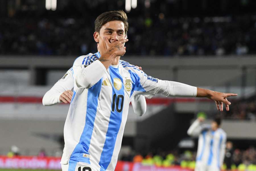 Paulo Dybala, con la selección argentina