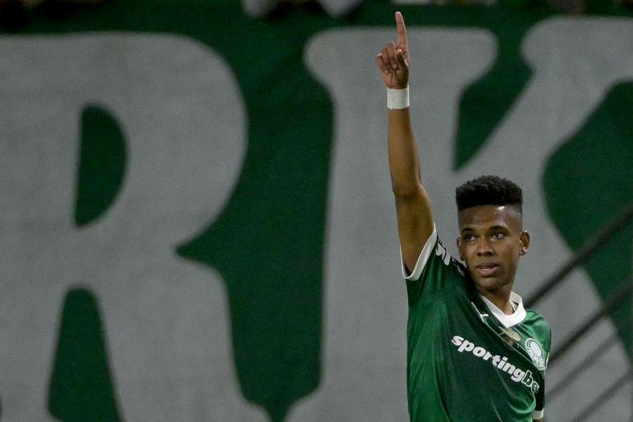 Estêvão está perto de se despedir do Palmeiras