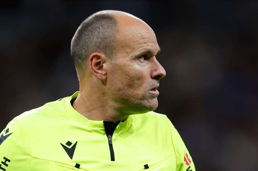 Mateu Lahoz rozhodoval svoj posledný profesionálny zápas v Španielsku.