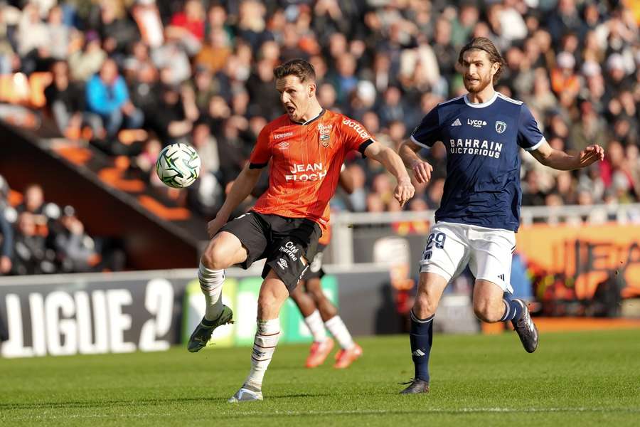 Lorient se paye le Paris FC.