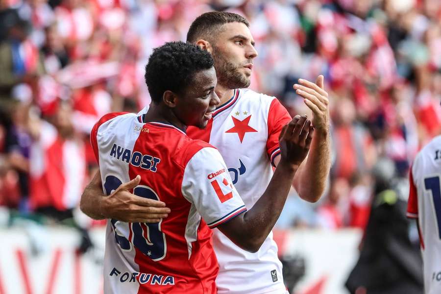 Slavia bojuje na půdě Zlína o další body.
