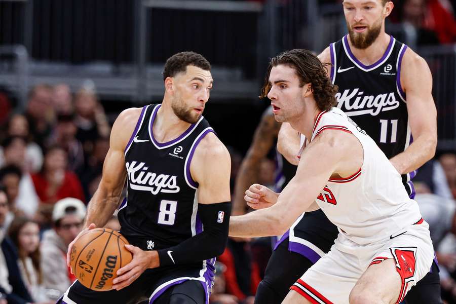 Trwa zwycięska passa Bulls w rozgrywkach NBA. Świetny występ Buzelisa