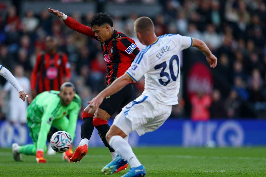 Bournemouth's Evanilson scores their first goal