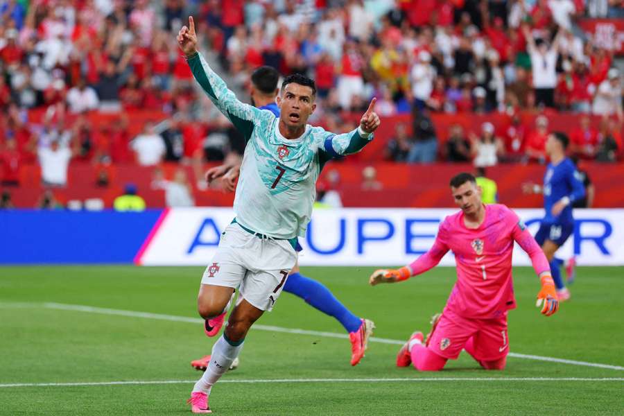 Cristiano Ronaldo recolocou Portugal na partida Cristiano Ronaldo recolocou Portugal na partida