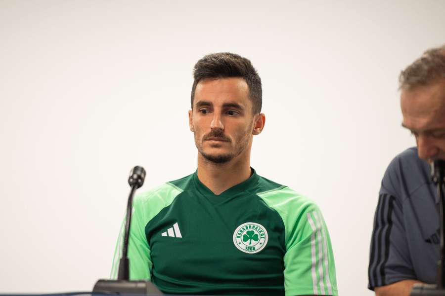 Zamyslený Juankar. Stý zápas za Panathinaikos bude mať príchuť Ligy majstrov. Zamyslený Juankar. Stý zápas za Panathinaikos bude mať príchuť Ligy majstrov.