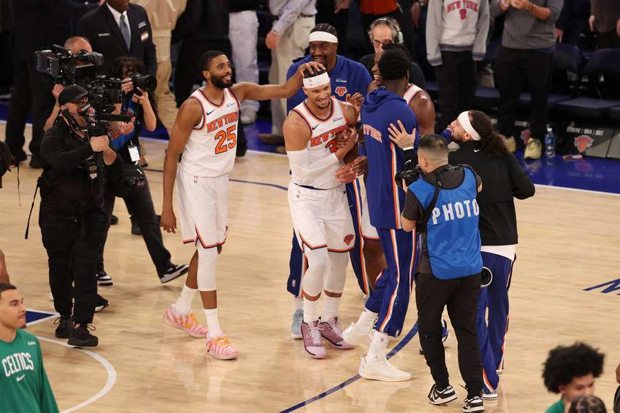 The New York Knicks were among the winners in the NBA on Thursday.