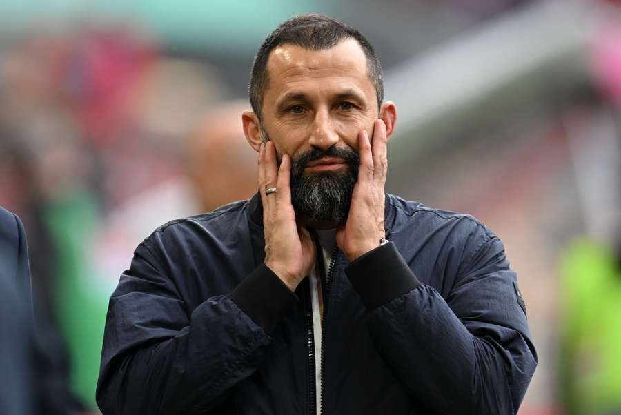 Hasan Salihamidzic foi demitido do Bayern no dia em que foi campeão