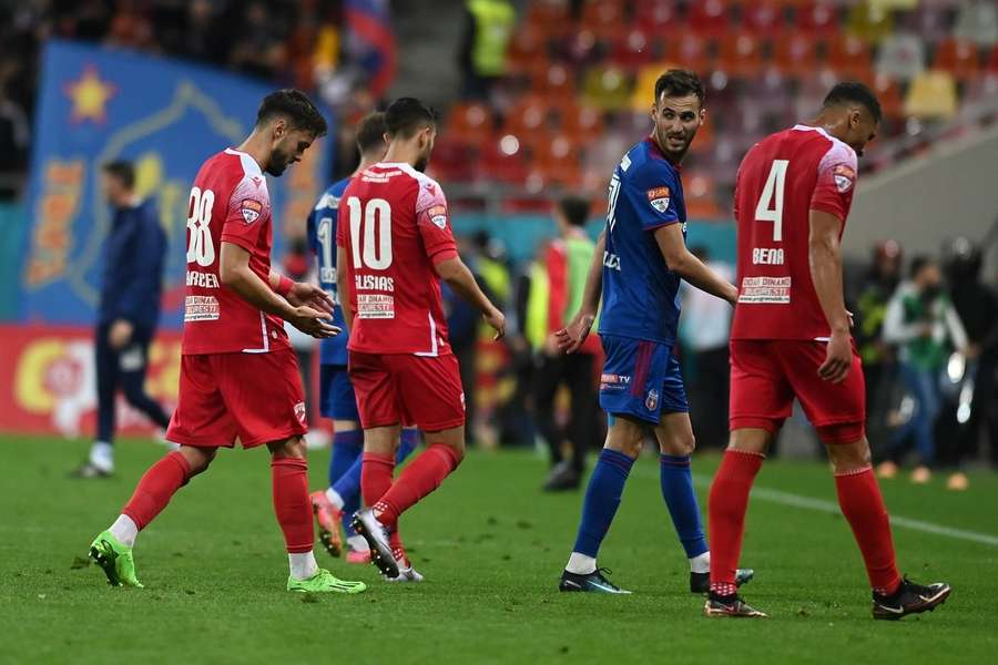 Dinamo a învins CSA Steaua, scor 3-0