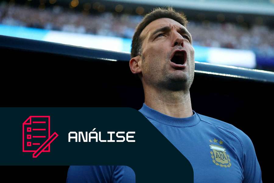 Lionel Scaloni canta hino da Argentina a plenos pulmões Lionel Scaloni canta hino da Argentina a plenos pulmões