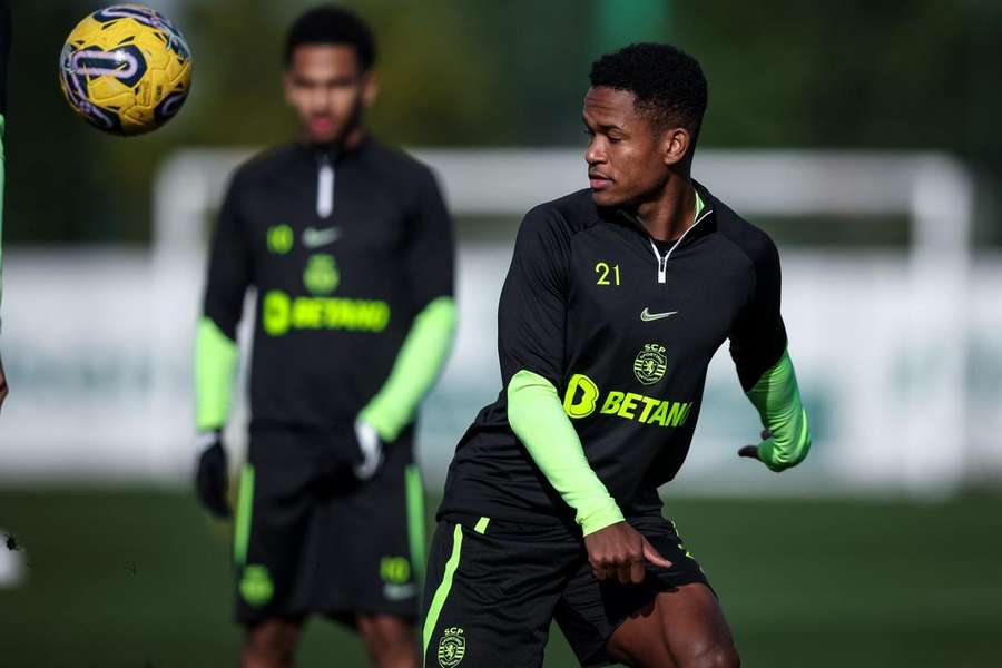 Geny Catamo no treino do Sporting