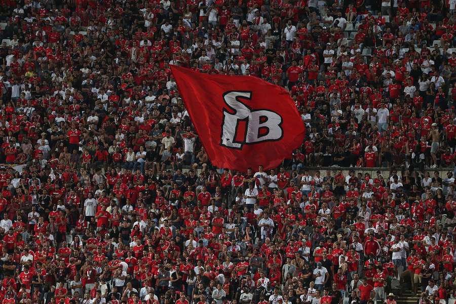 Adeptos do Benfica no Jamor