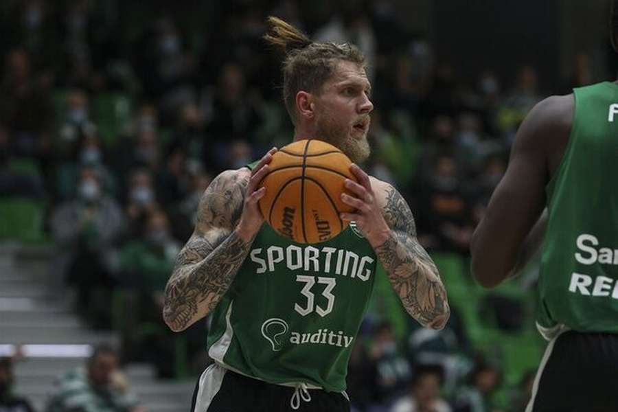 Micah Downs fez duas épocas no Sporting