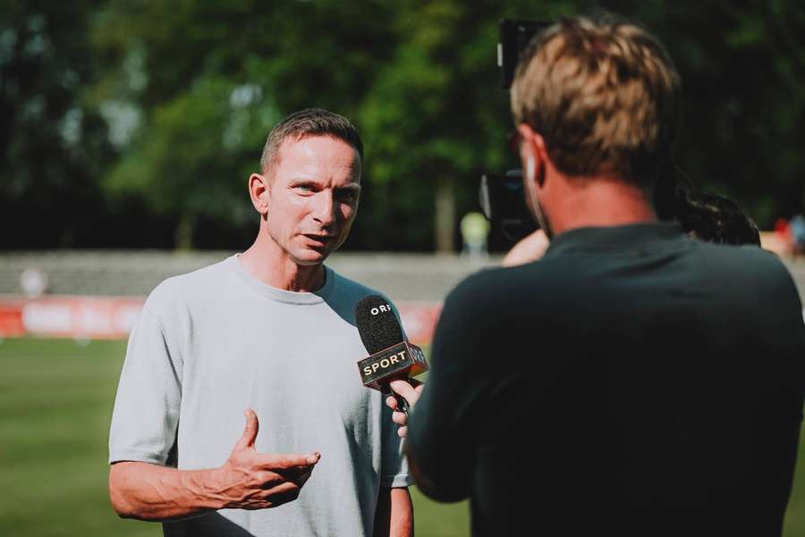 Lijnders was eerder kort trainer bij NEC