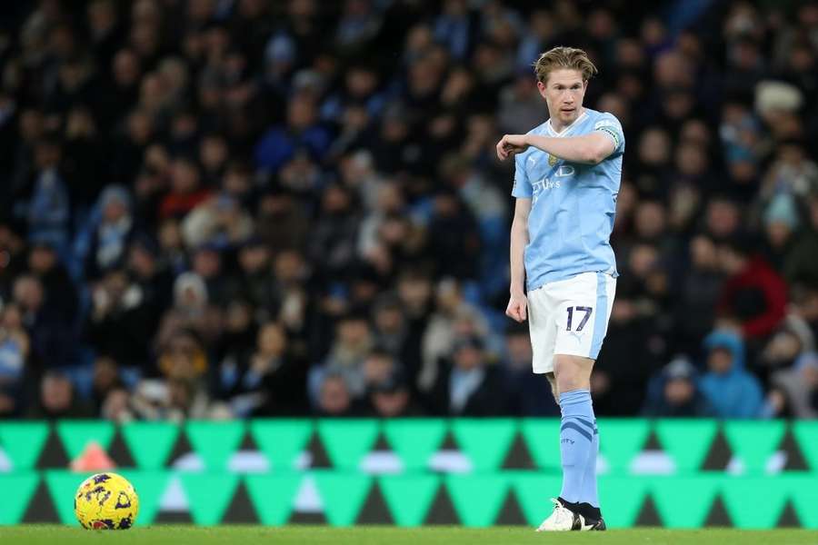 Frustrated Man City ace De Bruyne rejects reporter request