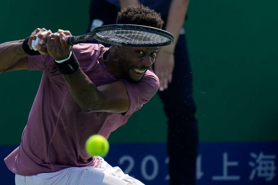 Monfils em ação contra Humbert