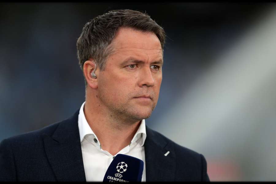 Michael Owen recorreu às redes sociais para comentar o assunto do momento em Inglaterra