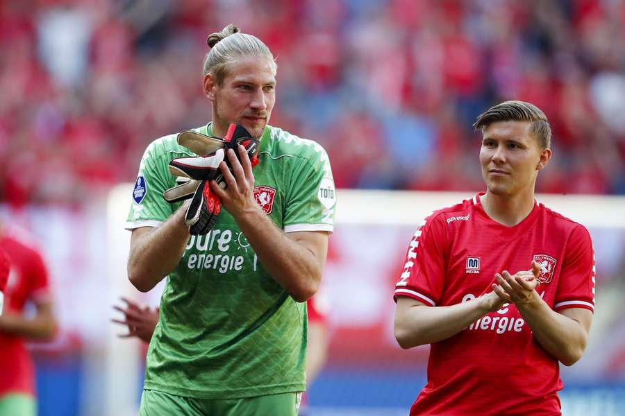 Lars Unnerstall (l.) ist beim FC Twente zum Leistungsträger aufgestiegen.