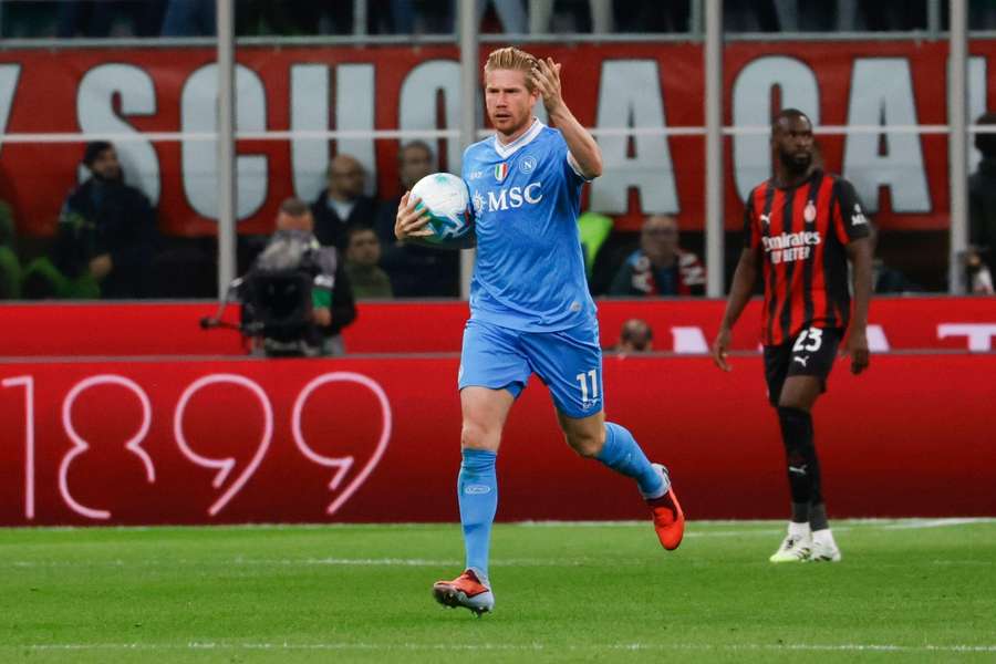 De Bruyne é arma do Napoli