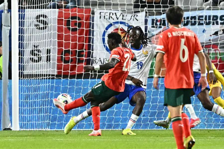 Roger Fernandes lesionou-se ao serviço da seleção sub-21