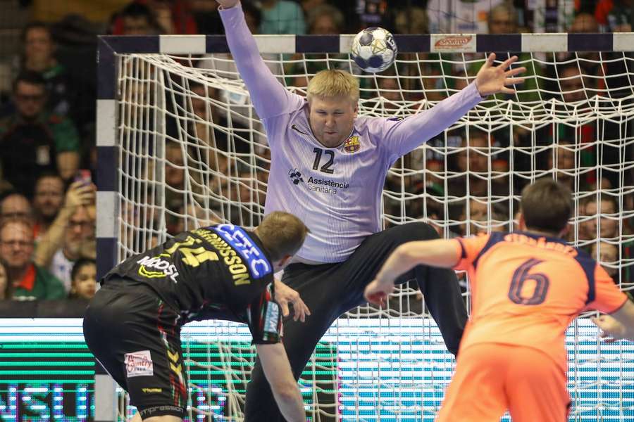 Emil Nielsen played almost as usual a crucial role for FC Barcelona