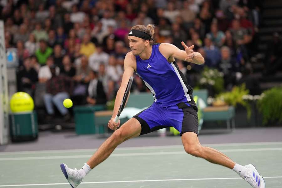 Zverev staat voor het eerst sinds 2020 weer in de finale in Parijs