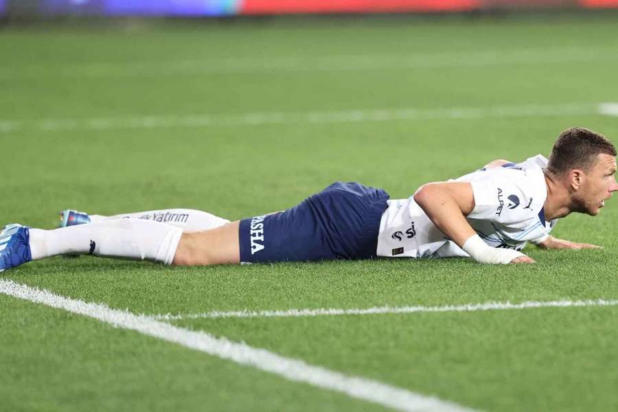 Lässt sich nicht hängen: Dzeko wechselt im zarten Alter von 40 Jahren zurück in die Serie A
