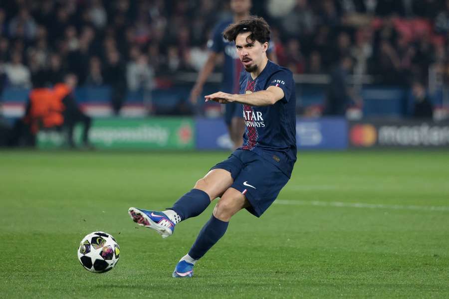 Vitinha é totalista na Champions, somando dez partidas na edição 2025/26 da prova