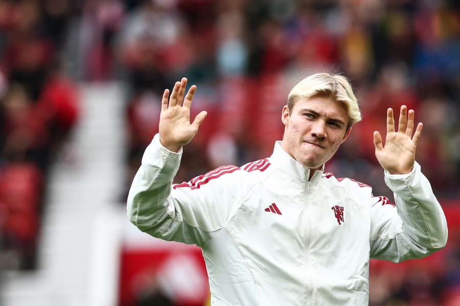 Højlund apresentado no Manchester United