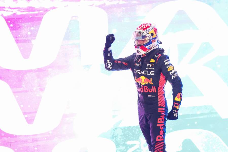 Max Verstappen z Red Bulla zapewnił sobie trzeci tytuł mistrzowski z rzędu