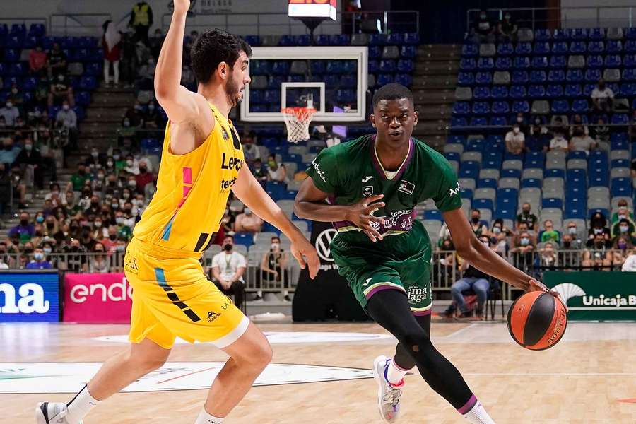 Yannick Nzosa tendrá que esperar para volver a jugar con el Unicaja