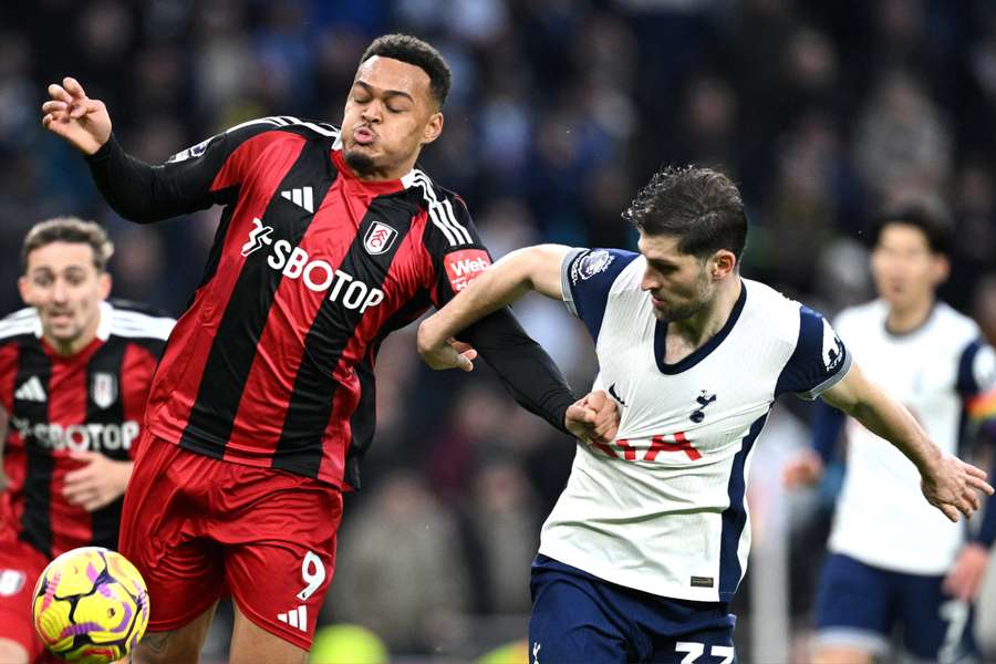 Rodrigo Muniz entrou no segundo tempo de Tottenham 1x1 Fulham