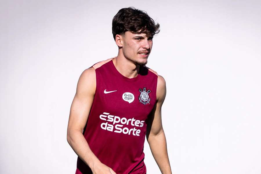 Breno Bidon não vai deixar o Timão