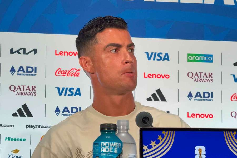 Cristiano Ronaldo Cristiano Ronaldo