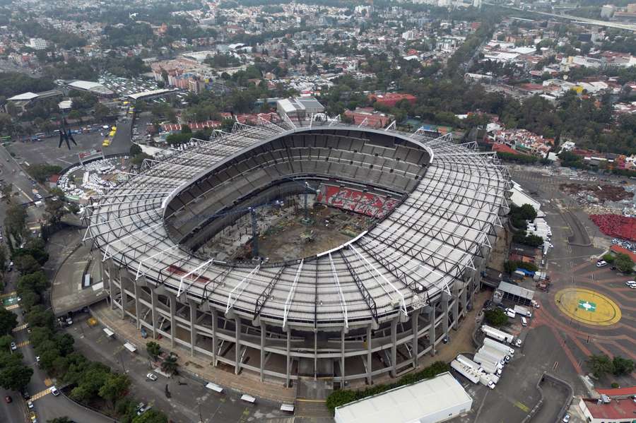 Así está el Azteca en estos momentos.