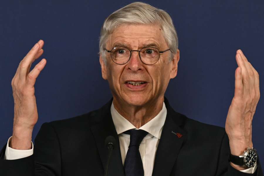 Wenger legt uit hoe het moet