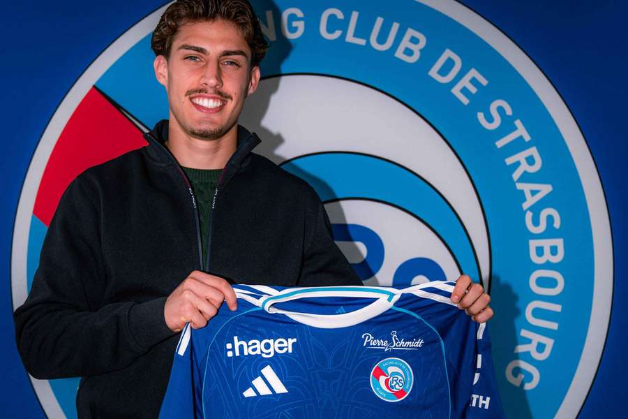 Diogo Sousa assinou pelo Estrasburgo até 2031 Diogo Sousa assinou pelo Estrasburgo até 2031