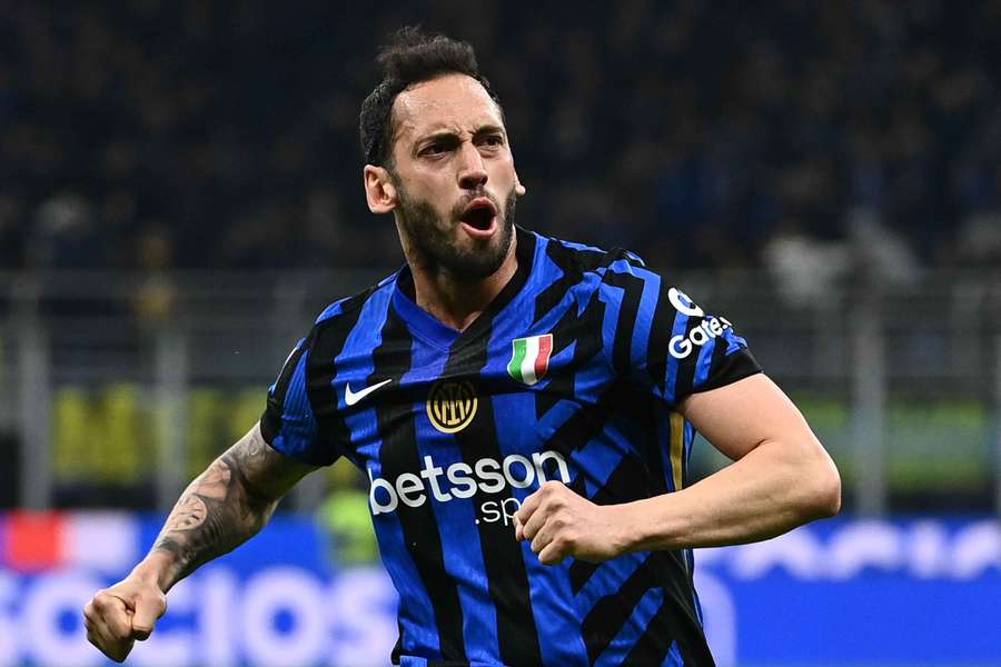 Hakan Calhanoglu