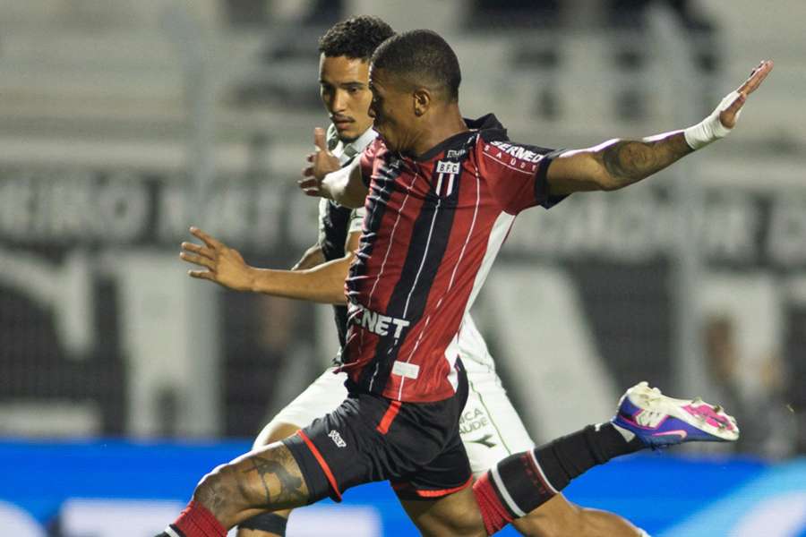 Ponte Preta e Botafogo-SP empataram sem gols em Campinas Ponte Preta e Botafogo-SP empataram sem gols em Campinas
