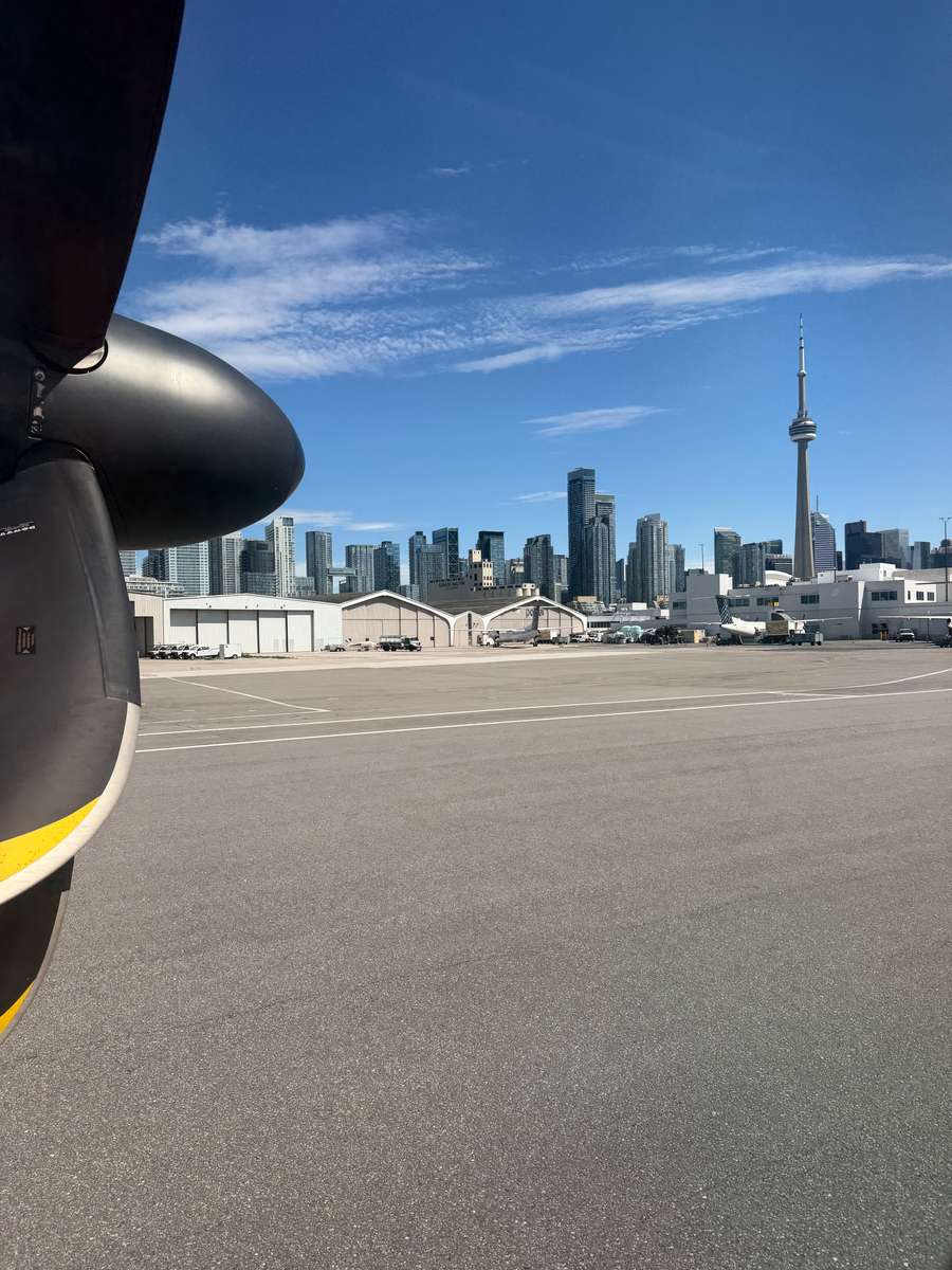 Chegada a Toronto, uma das sedes da maior Copa da história