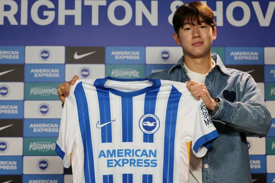 DONE DEAL: Brighton announce signing Daejeon Hana Citizen winger Yoon