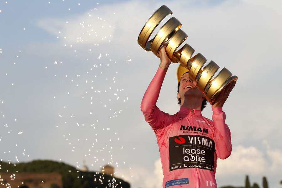 Simon Yates, victorieux en juin 2025. Simon Yates, victorieux en juin 2025.